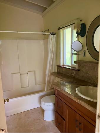 $1,975 / 1br - Studio by Twin Falls (Haiku)63939663527938123