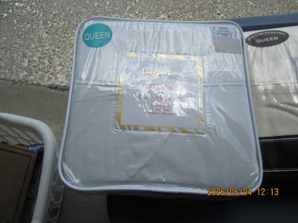 New Queen Sheets in Package! 1