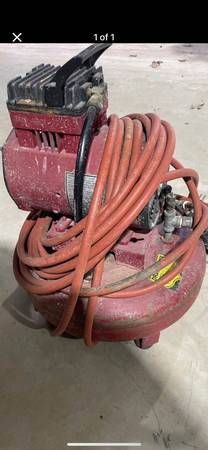 1 H P Air Compressor 125 PSI 1