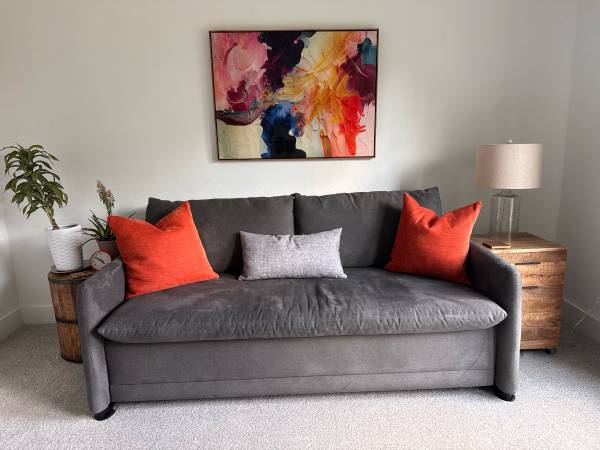 American Leather Brand Sofa Bed   Perfect condition! 1
