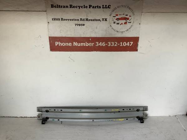 2018 2021 Chevy Traverse front bumper bar (10) 1