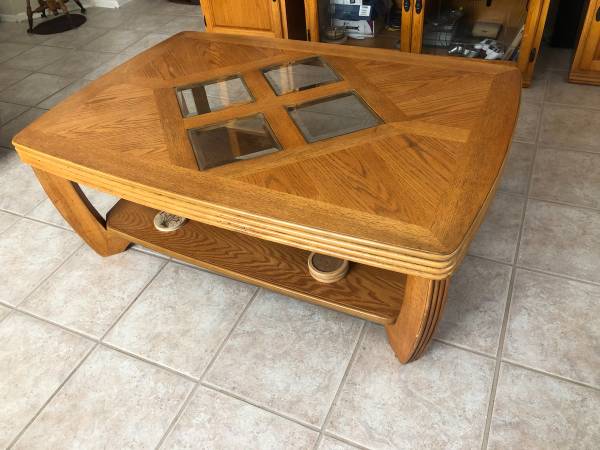 Oak Coffee Table 1