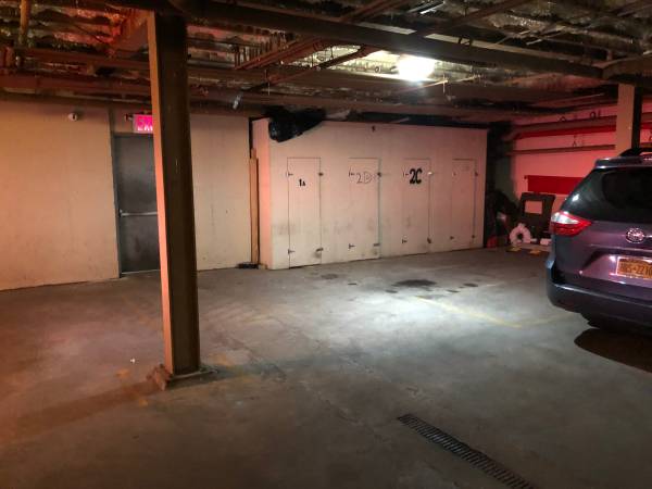 $375 Estacionamiento en Ridgewood disponible en alquiler en un garaje cubierto y vigilado (Ridgewood)63854193650689120