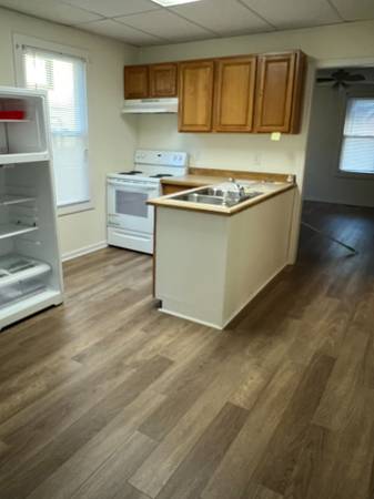 $399,000 / 7br - 2000ft2 - $399,000 7 BR, 2000 sq ft-Rent or Purchase; Move in ready (Cambridge)63839296149761122