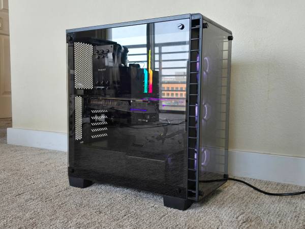 Custom i7 8-Core Gaming PC MINT - $66063471199127555124