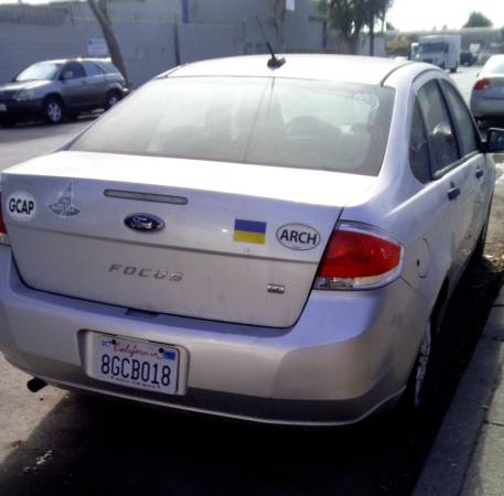 Ford Focus 2010 - $3,200 (richmond / point / annex)63624193290883121