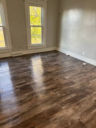 $995.00 / 2br - 1000ft2 - Comfortable 2 Bed/1 Bath Unit in Middletown, OH (Upstairs)63974468304770123