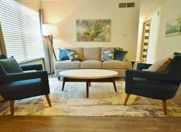 $1,149 / 3br - LIMITED OFFER!! 3 BED 2 BATH CLASSIC!!!63902942176515121