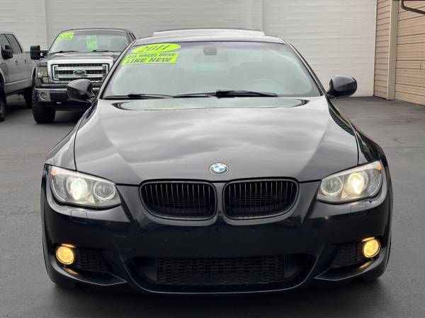 LIKE NEW//2011 BMW 335i XDrive - $11,900 (GREAT SERVICE RECORDS // CLEAN TITLE)63435547279747121