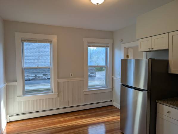 $2,395 / 2br - Amazing 2Bed 1Bath~$2395. Lynn63912517294594122