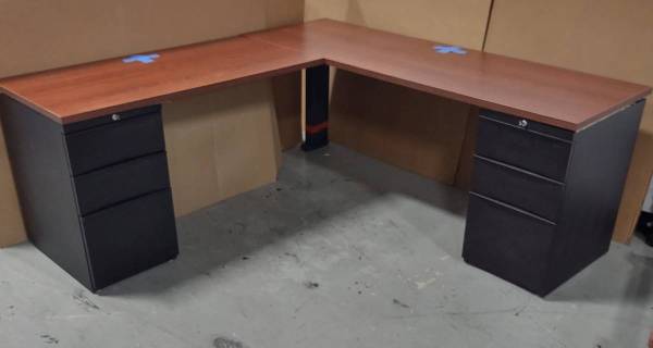 1- 7 x 6.5 or 6.5 x 7 L Shape Cherry Desk w/ (1) 2 & 3 Drawer File Cab 1