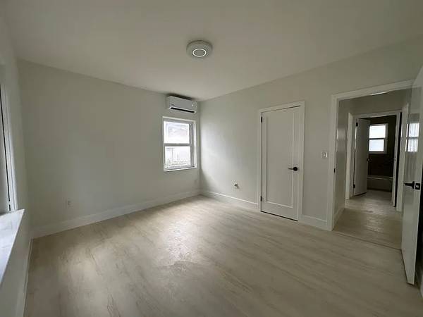 $801 / 2br - 1332ft2 - 2-BED | 1.5-BATH HOME | 🌿 IN MIAMI'S HEART64001844827009122