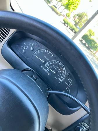 1998 Ford Explorer Eddie Bauer 4x4 - $2,800 (Capitola)63487879273731122