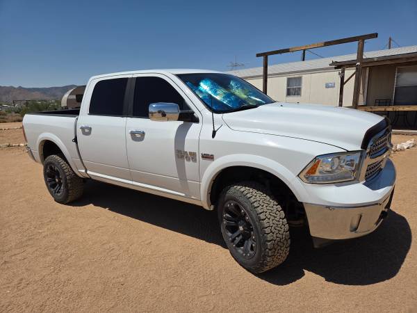 2013 Dodge Ram 5.7 1500 4x4 Laramie - $21,900 (Kingman)63470416383491122