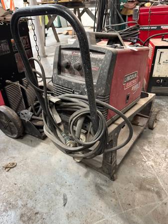 Lincoln Welder 1