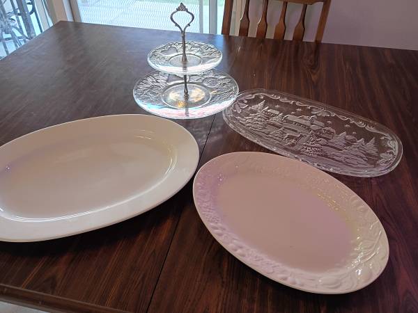 Serving Platters Just In Time For The Holidays 1