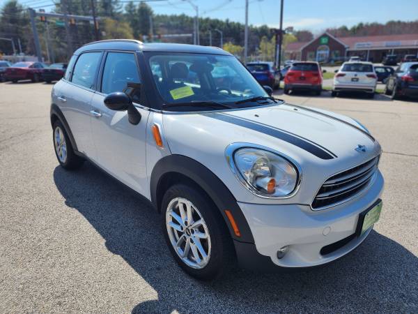 Mini Cooper Countryman 2015, pocos kilómetros, 4 cilindros, automático, informe Carfax limpio - $9.450 (Rowley)63496990320385122
