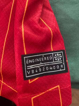 Camiseta de fútbol de Liverpool, talla mediana (Bronx)63469788495489122