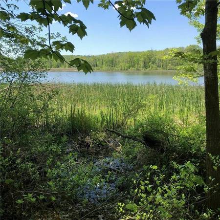 $389,900 / 261359ft2 - 1.72 Acres in Westerly off of Langworthy Road, distant Waterviews (Westerly)64194822915457121
