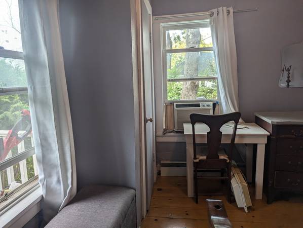 $700 / 3br - 10ft2 - victorian house share (saugerties)64035736668033120
