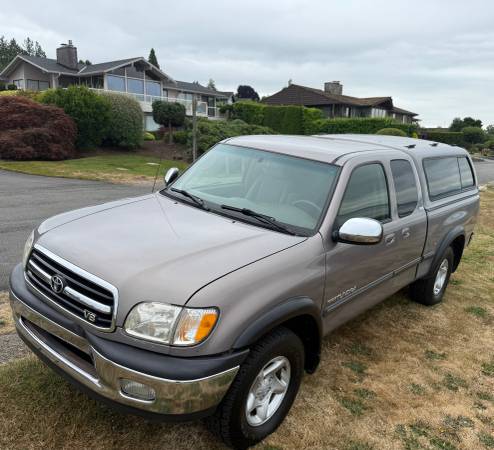 2002 Toyota tundra 4x4 TRD - $14,900 (Edmonds)63617932197889121