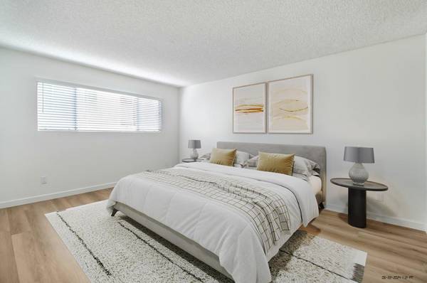 $3,500 / 2br - 1100ft2 - West Los Angeles 2 Bedroom 2 Bath ^ Air Conditioning ^ Won't Last! (West Los Angeles)63952928216450124