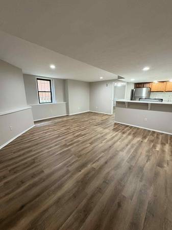$1,299 / 1br - ✨🏡 Shadyside de 1 habitación | Renovado | ¡Encanto histórico encuentra estilo moderno! ✨ (Pittsburgh)64013532939778120