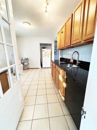 $4,800 / 4br - Apartment 4b/2b close to MIT Kendall Sq. (Cambridge)63810039891073121