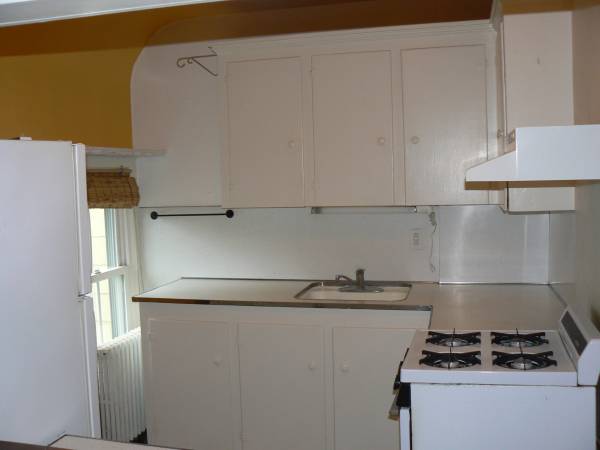 $1,100 / 1br - $1,100/month Easton 1 bedroom apt (Easton, MD)63806890167681123