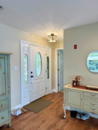 $3,000 / 3br - 1950ft2 - Waterfront, Farmington, NH (Farmington N.H>)63932189252354122