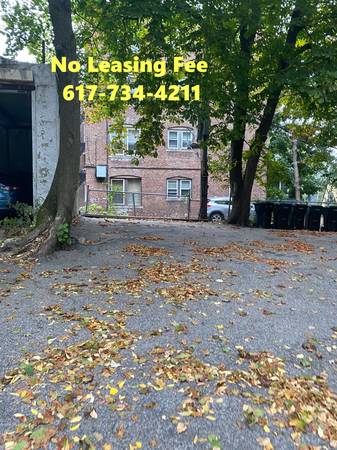 $200 Off Commonwealth Ave Parking Space Available Great Location Near T (Brighton)63690775399041121