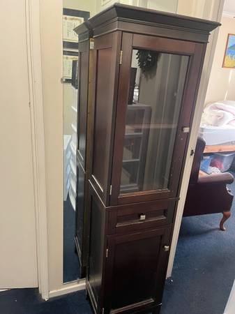 2 bathroom cabinets 1