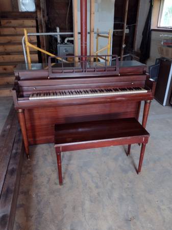 Gulbranson piano 1