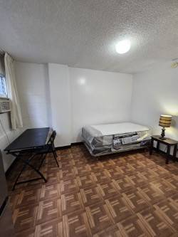 $900.00 / 1br - Nice partially furnished unit for rent $900 per month plus $900 securi63686691540611123