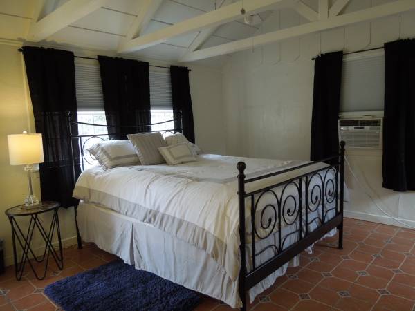 $1,850 / 1br - Private and Peaceful Cottage (Beverly Glenn)63809643008385123