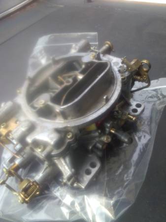 Eldabrock 600 carburetor 1