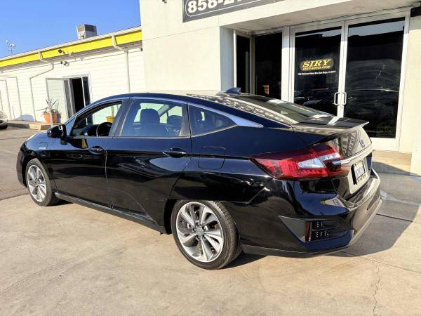 🚗2018 Honda Clarity PlugIn Hybrid Touring for sale - San Diego - - $19,999 (CALL 619-658-0356 FOR AVAILABILITY)63440142539265122