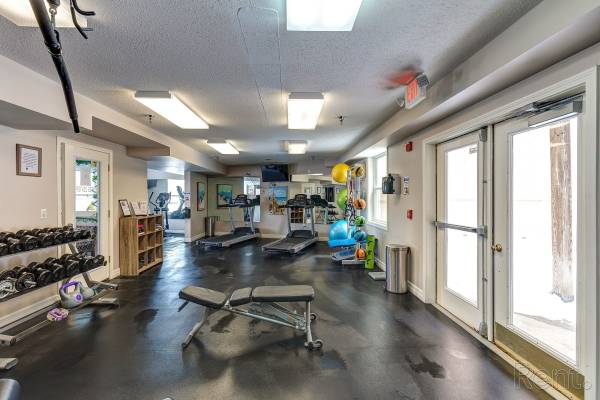 $2,515 / 2br - 875ft2 - Dishwasher, Online Payments Available, Pet Friendly (42 Wolf Rd, Lebanon, NH, USA, Lebanon, NH)63932188251523120