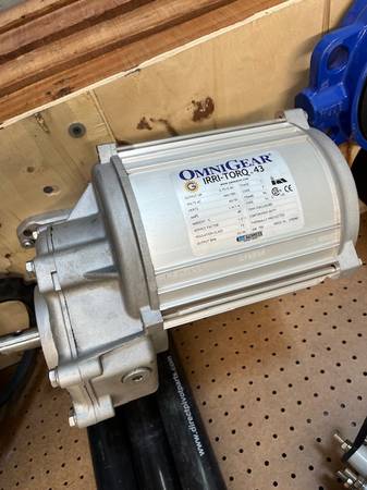 Pivot Center Drive motors 1