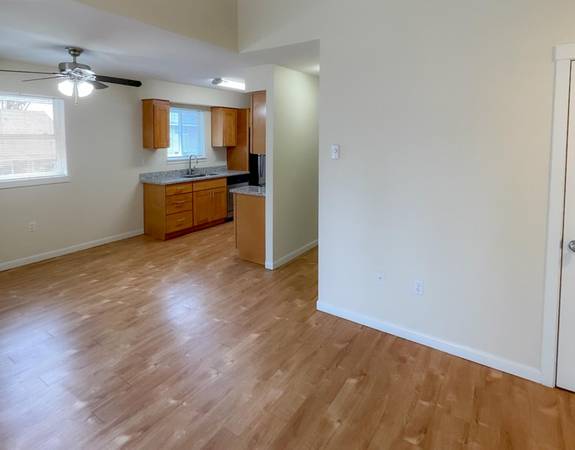 $1,995 / 3br - Fitness Center, Relaxing Sauna, Updated Appliances incl Dishwasher (Beaverton / Aloha)63914740730115122
