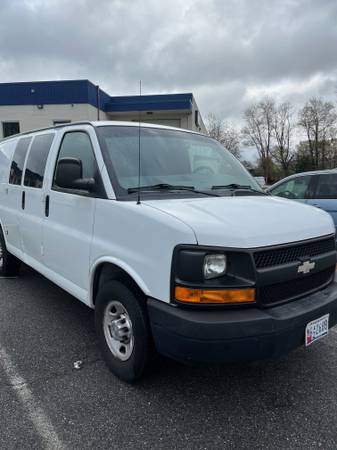 Furgoneta Chevrolet Express 2500 de 2012 - $9.900 (Rockville)63616380860033121