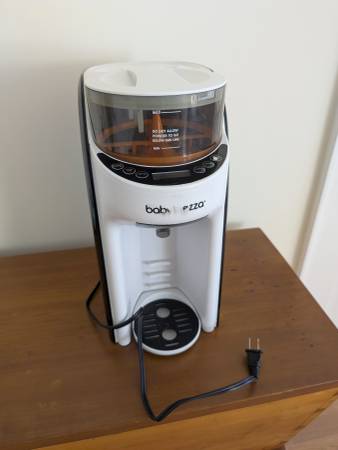 Baby Brezza Formula Pro Advanced 1