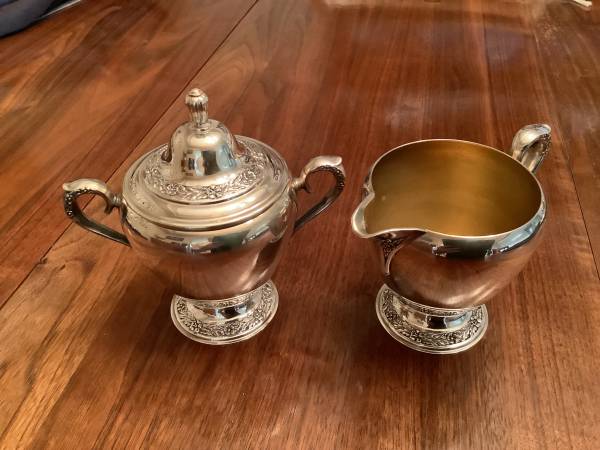 Silver plated cream and sugar 1