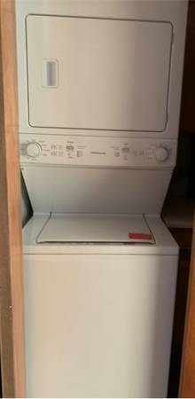 $1,650 / 2br - LAVANDERÍA EN UNIDAD*COBERTA NUEVA CON LAVAVAJILLAS*CALEFACCIÓN INCLUIDA*SOLEADO (NORWOOD PARK)64041641662209124