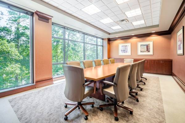 $129 Co-Working Space for Professionals - Affordable & Flexible Terms $129 (Glen Allen)64027112325505122