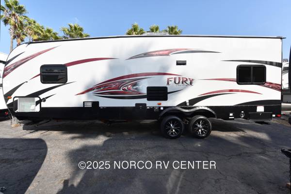 NICE 2017 Fury 2614X Forest River Toy Hauler-Onboard Onan Generator! - $22,999 (Norco)62971057763587122