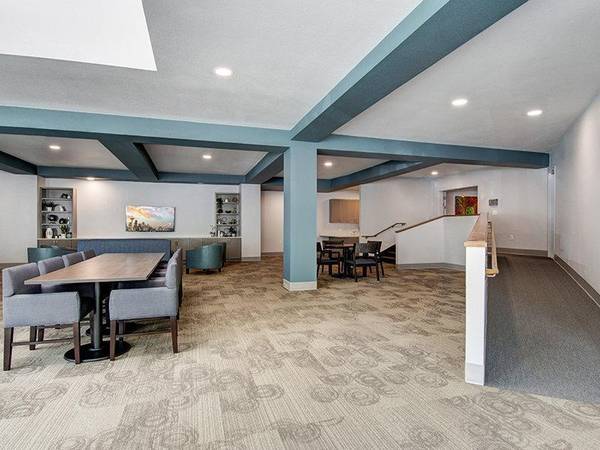 $1,199 / 1br - 544ft2 - Community Clubhouse, Convenient Location, Breathtaking Views (North Tabor)64039058828419124