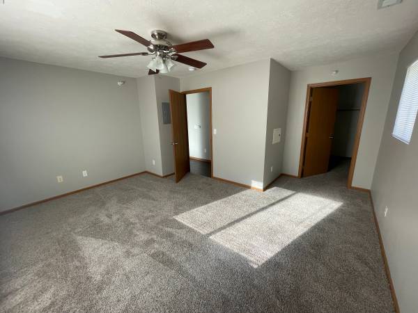 $1,384 / 1br - 900ft2 - Don’t Miss Out! 1BD/1BA Patio Walkout Available December – Pre-lease! (Gretna)64020674094723124