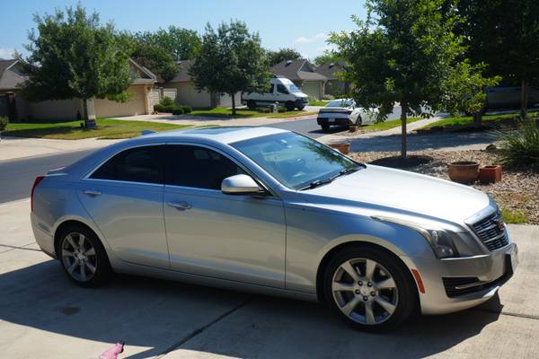 Propietario del Cadillac ATS 1 del 2015 - $11,00063439402493185122