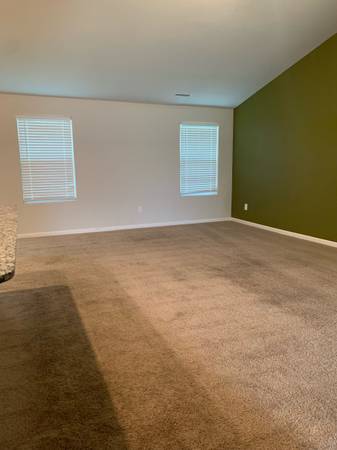 $875 Private room w/shared bathroom (McKnight Mill)64027438029955122